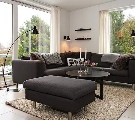 Three-bedroom Holiday In Beder